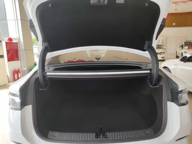 BYD Seal — Фото автомобиля 18