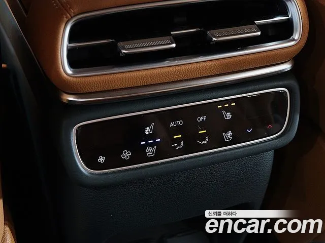 Genesis GV80 — Фото автомобиля 18