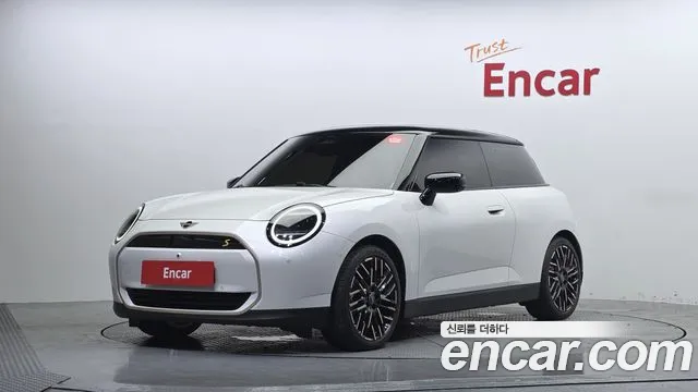 Mini Cooper — Фото автомобиля 7