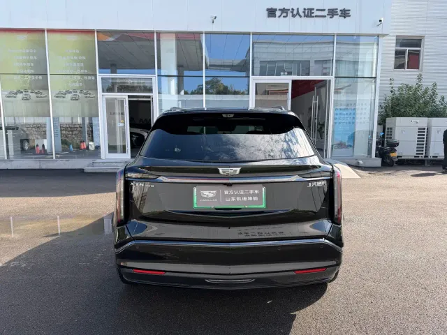 Cadillac XT5 PHEV — Фото автомобиля 16