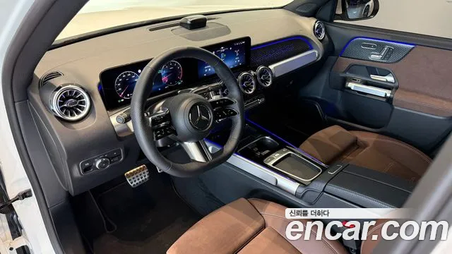 Mercedes-Benz GLB-Class — Фото автомобиля 12