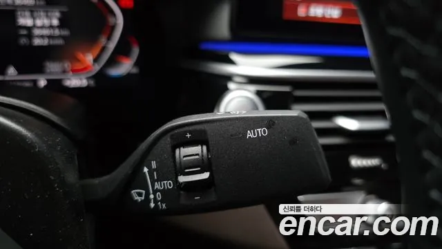 BMW 5 Series G30 — Фото автомобиля 25