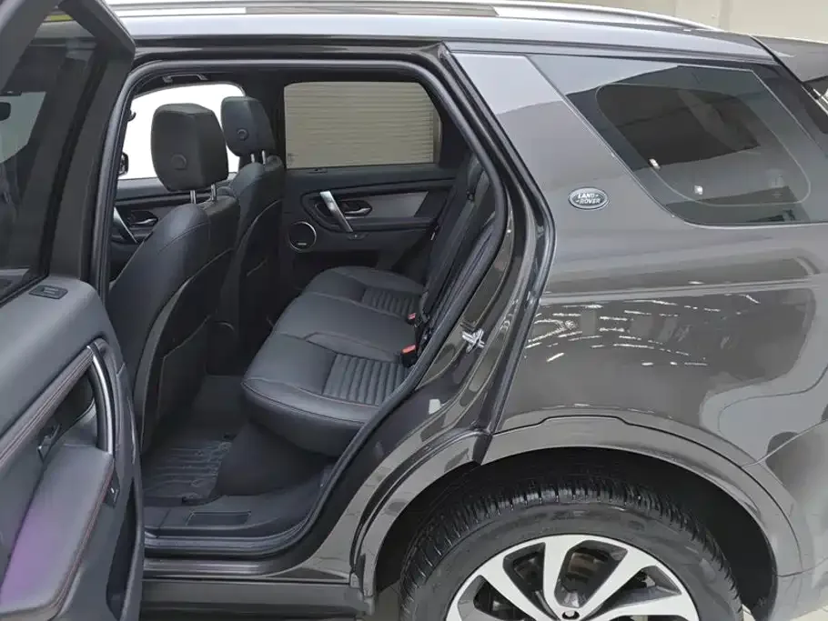 Land Rover Discovery Sport 2022 249PS Metropolis Edition 5-Seater — Фото автомобиля 11