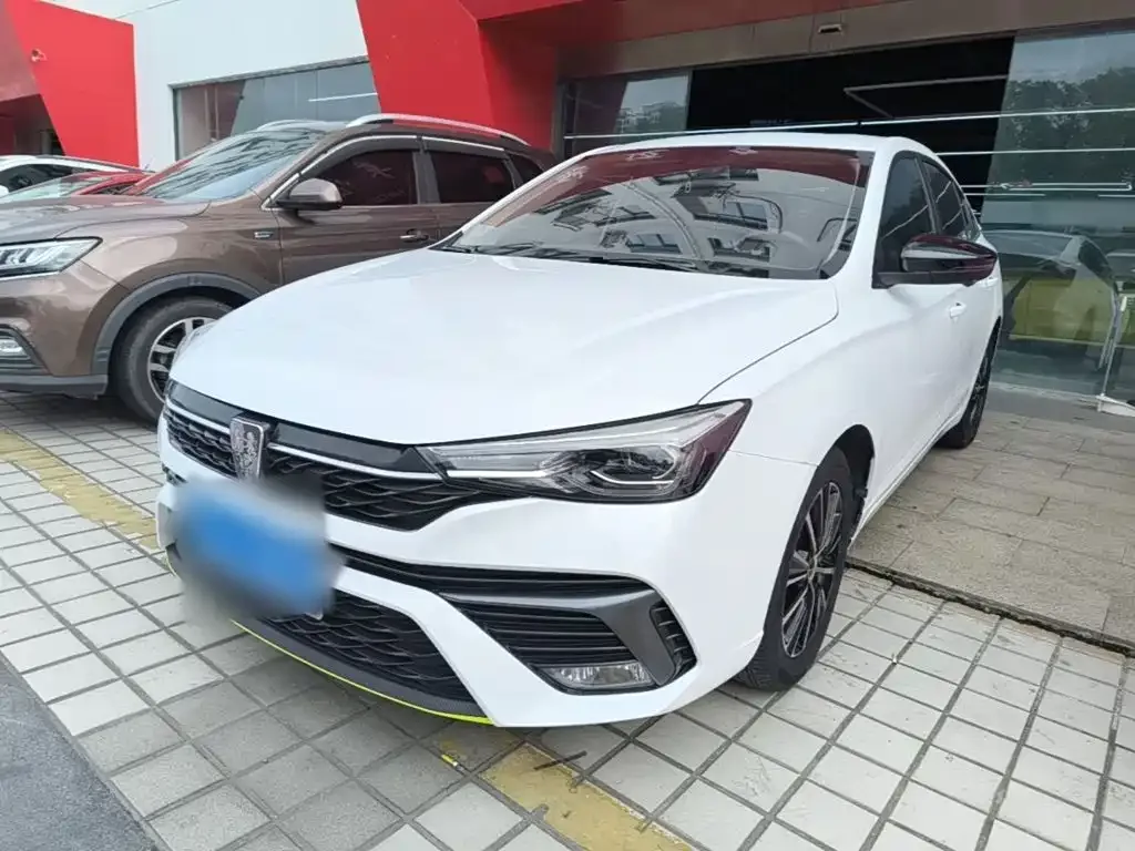 Фотография автомобиля — Roewe i5