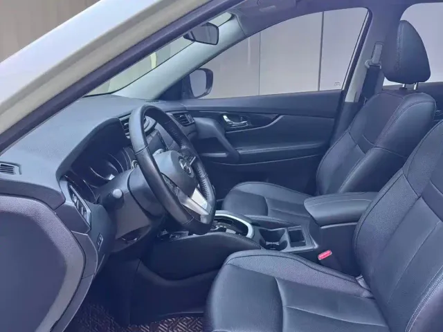 Nissan X-Trail — Фото автомобиля 9