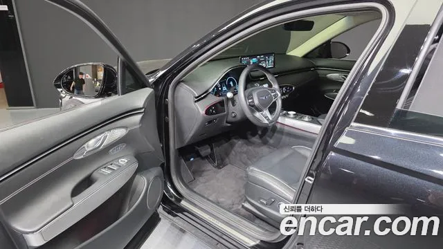 Genesis GV70 Electrified GV70 — Фото автомобиля 10