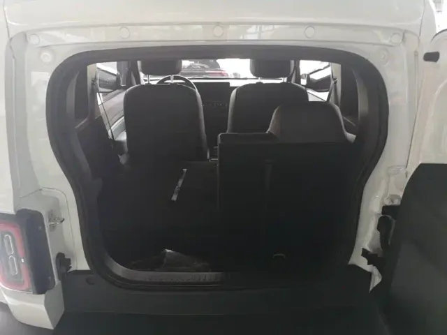 Baojun Yep — Фото автомобиля 18