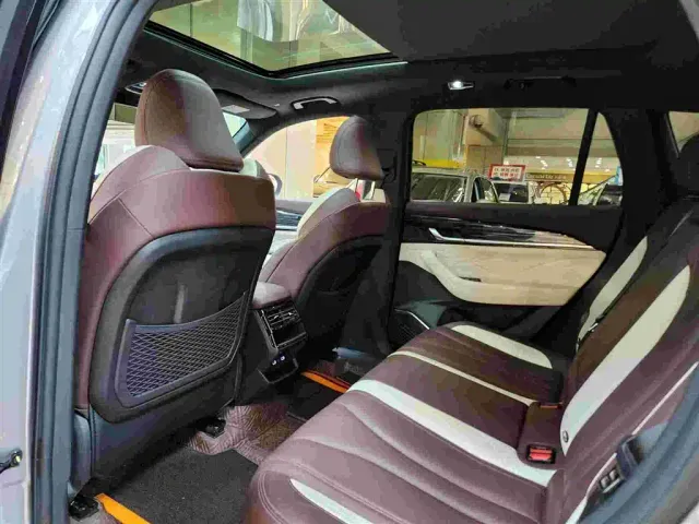 Geely Xingyue L — Фото автомобиля 4