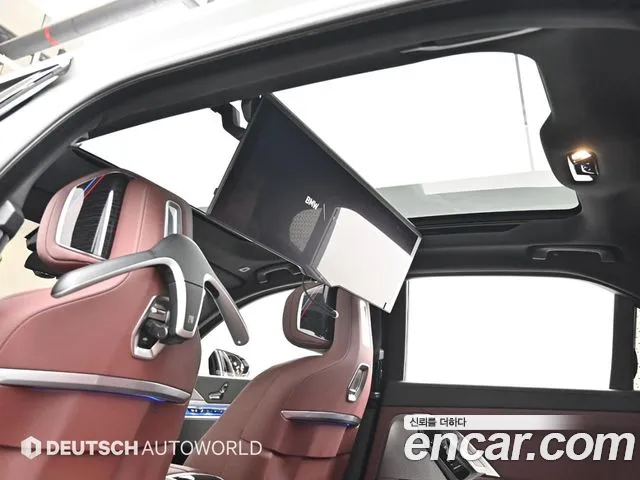 BMW 7-Series 7 серия (G70) 740i xDrive M Sport — Фото автомобиля 18