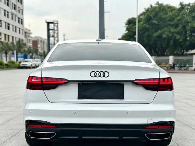 Audi A4L — Фото автомобиля 5