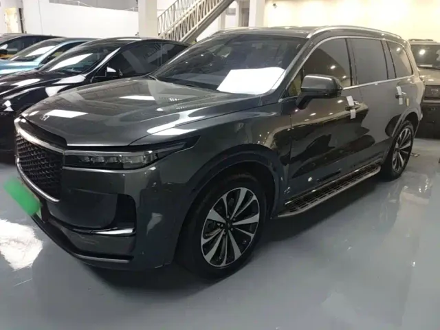 Фотография автомобиля — Li Auto ONE