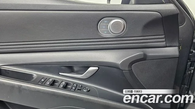 Hyundai AVANTE Avante (CN7) — Фото автомобиля 18