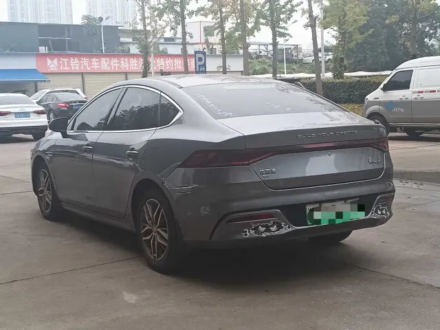 BYD Qin PLUS — Фото автомобиля 10