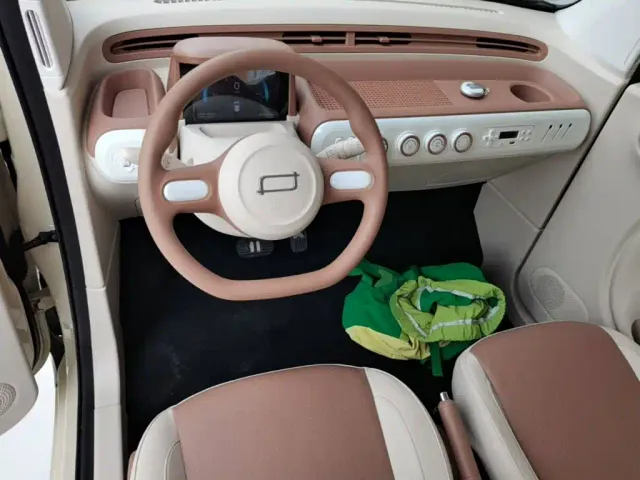 Besturn Bestune Pony 2026 222km Shining Horse — Фото автомобиля 9
