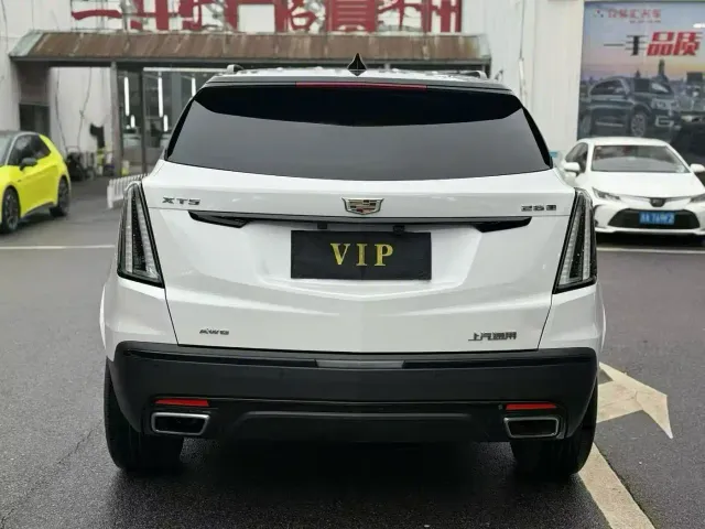 Cadillac XT5 — Фото автомобиля 5