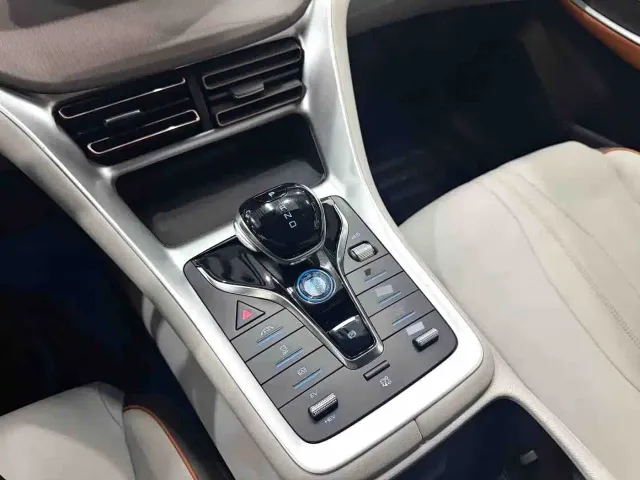BYD Song Pro — Фото автомобиля 14