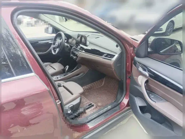 BMW X1 — Фото автомобиля 12