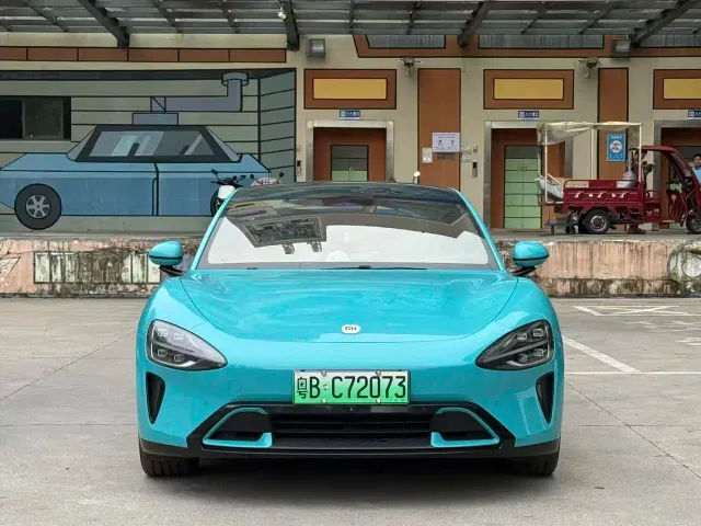 Xiaomi SU7 — Фото автомобиля 2