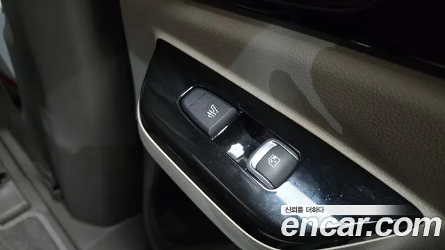 Kia Carnival Generation 4 — Фото автомобиля 19
