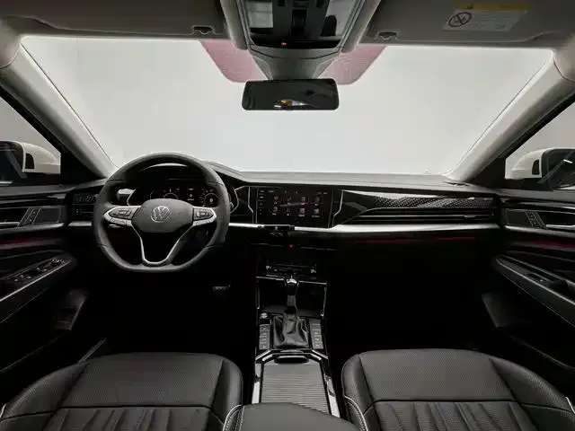 Volkswagen Passat — Фото автомобиля 13