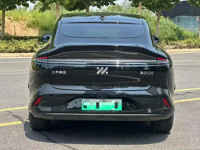 IM Motors LS6 — Фото автомобиля 7