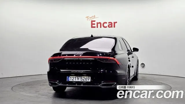 Hyundai Grandeur Новый Grandeur IG 3.0 LPi (Для проката) — Фото автомобиля 4