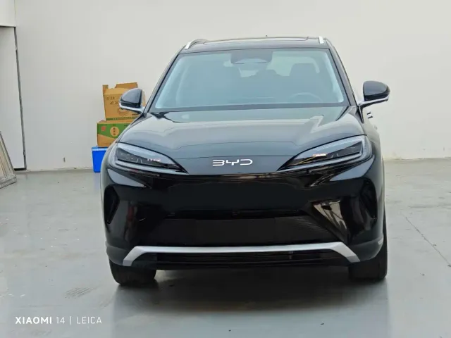 BYD Hai Shi 07 DM-i — Фото автомобиля 2