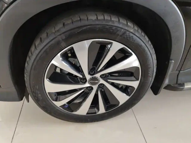 BYD Song PLUS — Фото автомобиля 22