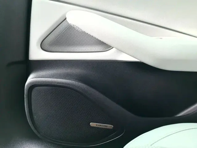 Xiaomi SU7 — Фото автомобиля 18