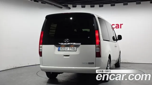 Hyundai Staria Staria Карго 5 мест — Фото автомобиля 3