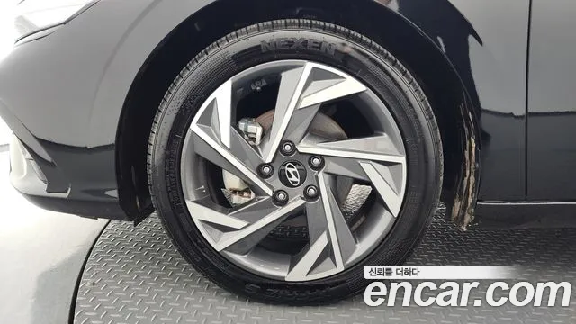 Hyundai AVANTE Новый Avante (CN7) — Фото автомобиля 5