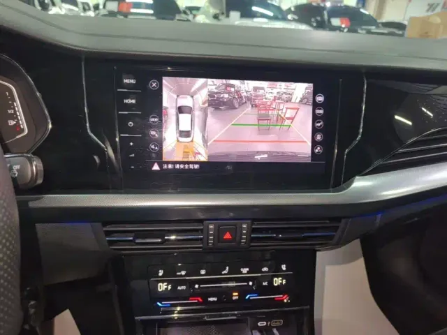 Volkswagen Passat — Фото автомобиля 12