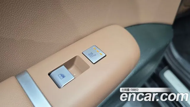 Hyundai Grandeur GN7 — Фото автомобиля 28