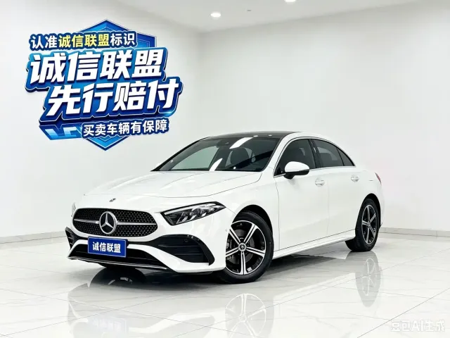 Фотография автомобиля — Mercedes-Benz A-Class