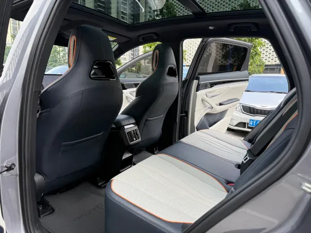 BYD Song PLUS — Фото автомобиля 8