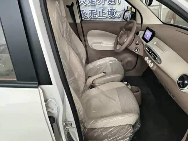 Wuling Hongguang Mini EV — Фото автомобиля 24