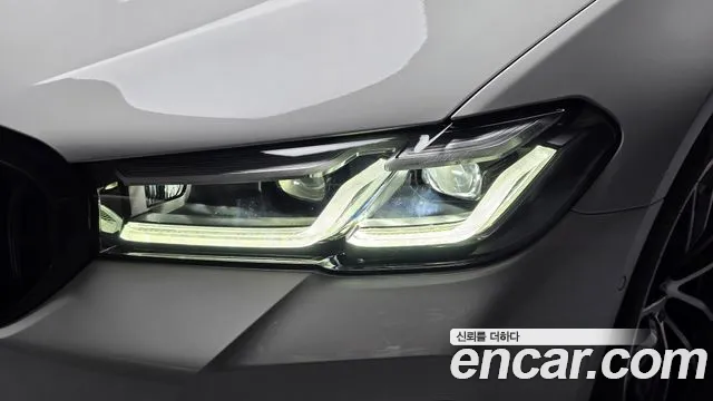 BMW 5 Series G30 — Фото автомобиля 7