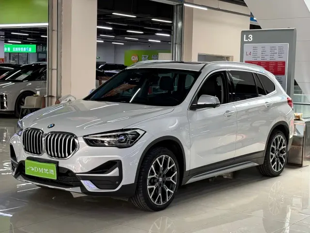 BMW X1 — Фото автомобиля 3