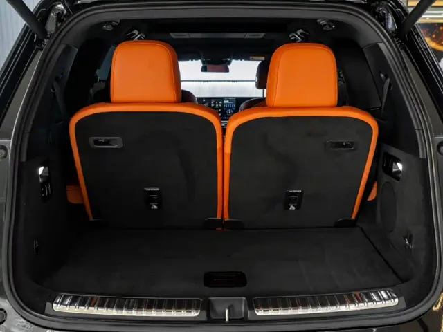 Li Auto L9 — Фото автомобиля 14