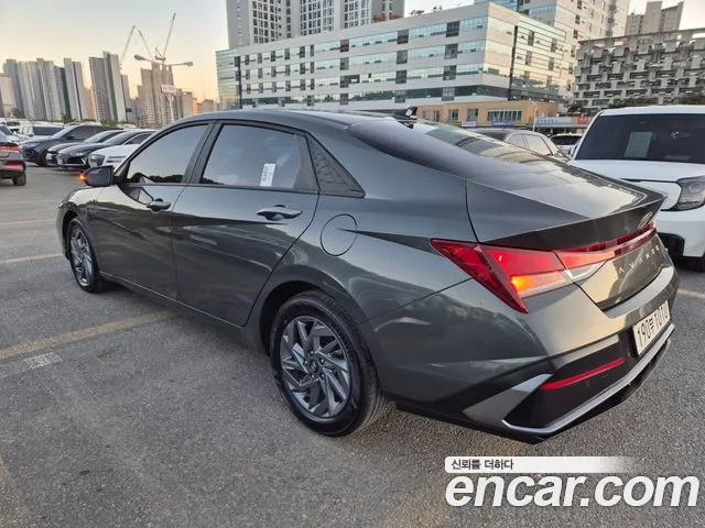 Hyundai Avante CN7 — Фото автомобиля 6