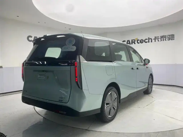 Maxus Dajia 7 — Фото автомобиля 5