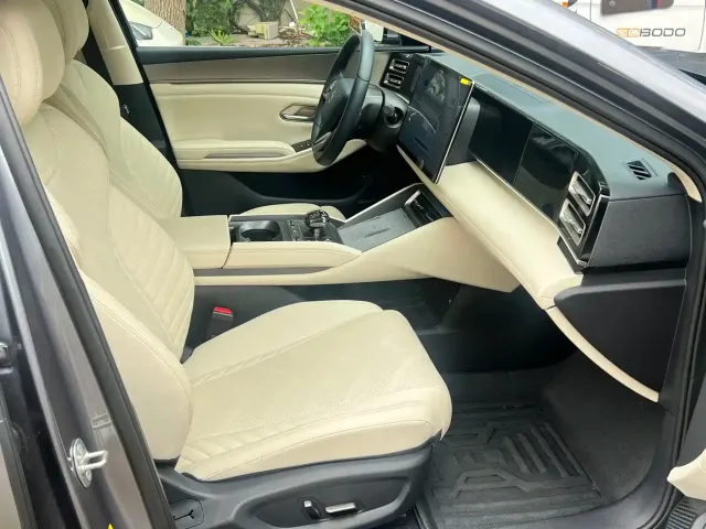 BYD Qin L — Фото автомобиля 7