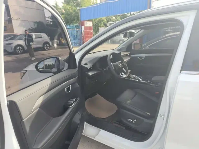Wuling Asta — Фото автомобиля 15