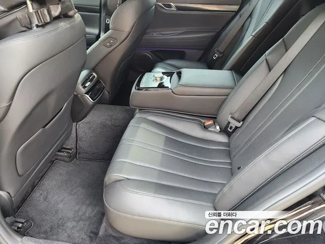 Genesis G80 RG3 — Фото автомобиля 8