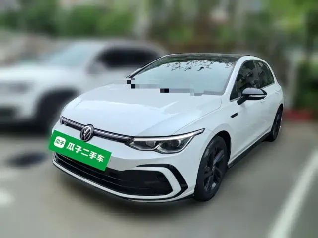 Фотография автомобиля — Volkswagen Golf
