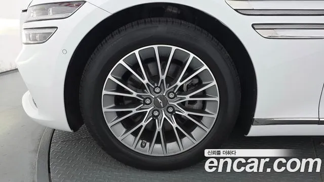 Genesis G80 Бензин 2.5 турбо AWD — Фото автомобиля 4
