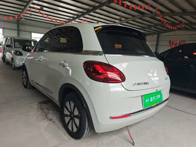 Wuling Bingo — Фото автомобиля 4