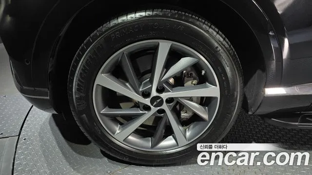 Genesis GV80 2.5T Бензин AWD — Фото автомобиля 5