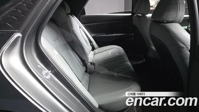 Hyundai Avante CN7 — Фото автомобиля 18