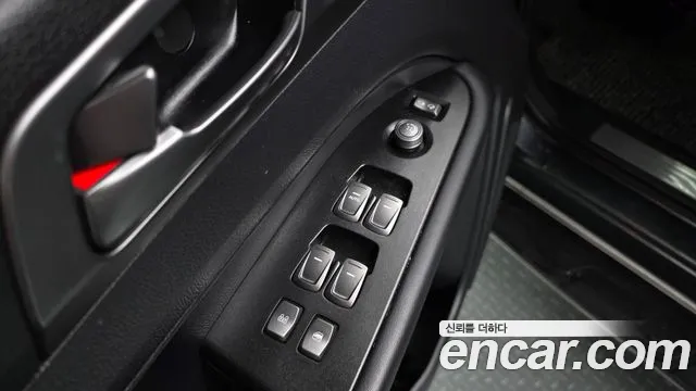 KG_Mobility_Ssangyong Rexton Новый Rexton Sport Дизель 2.2 4WD — Фото автомобиля 26